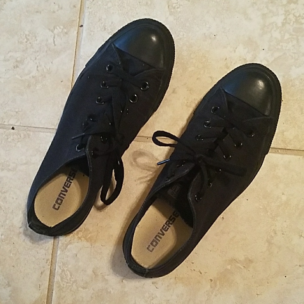 Converse ALL BLACK Mens 7 Womens 9